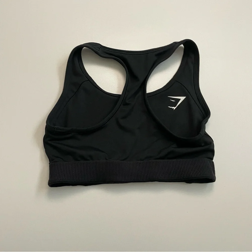 Gymshark Sports Bra Racerback Athletic Exercise Unlined No Padding Black